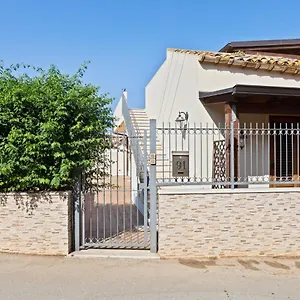 https://countryside-sicily-house-with-terrace.sicilyhotelsitaly.net